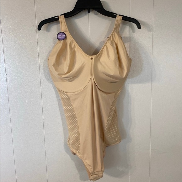 Bali Women’s Shapewear Firm Control Body Shaper Built-in Minimizer NWT  42DDD - Picture 6 of 11